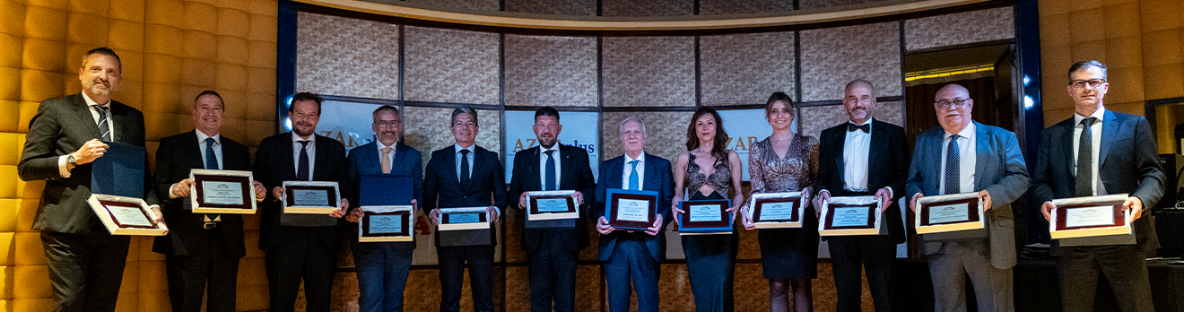 Portada Premios Azar Empresario del Año